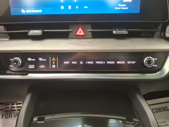 2025 Kia Sportage Plug-In Hybrid X-Line Prestige photo 19