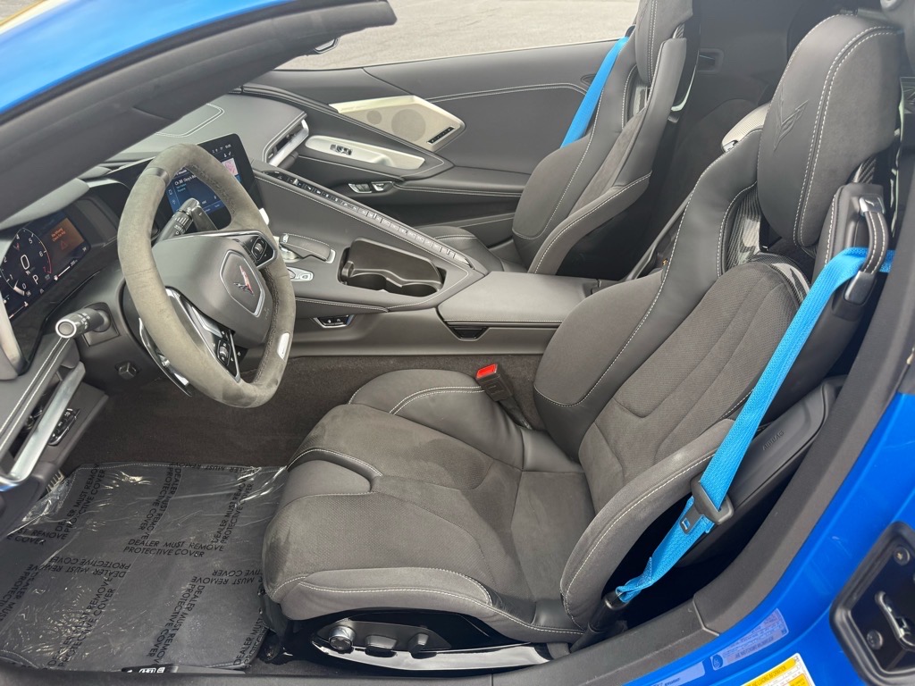 2024 Chevrolet Corvette E-Ray 2LZ photo 22