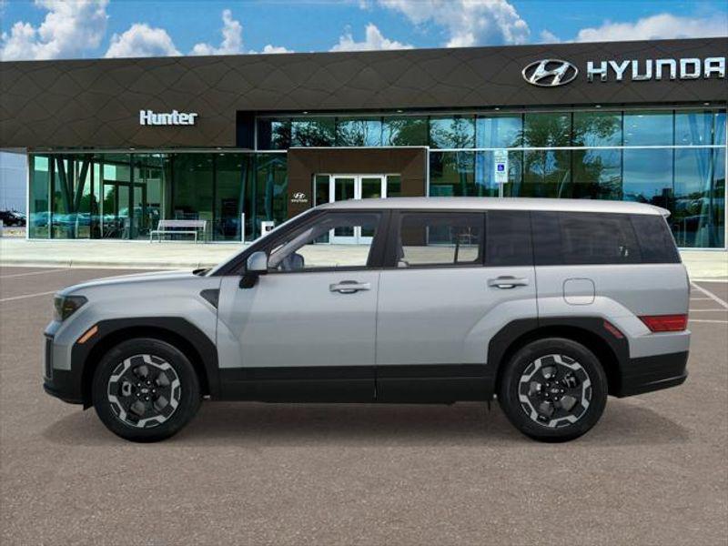 2026 Hyundai Santa Fe SE photo 3