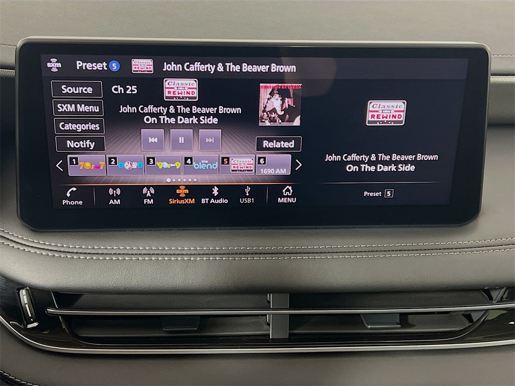 2025 Infiniti QX60 Luxe photo 16
