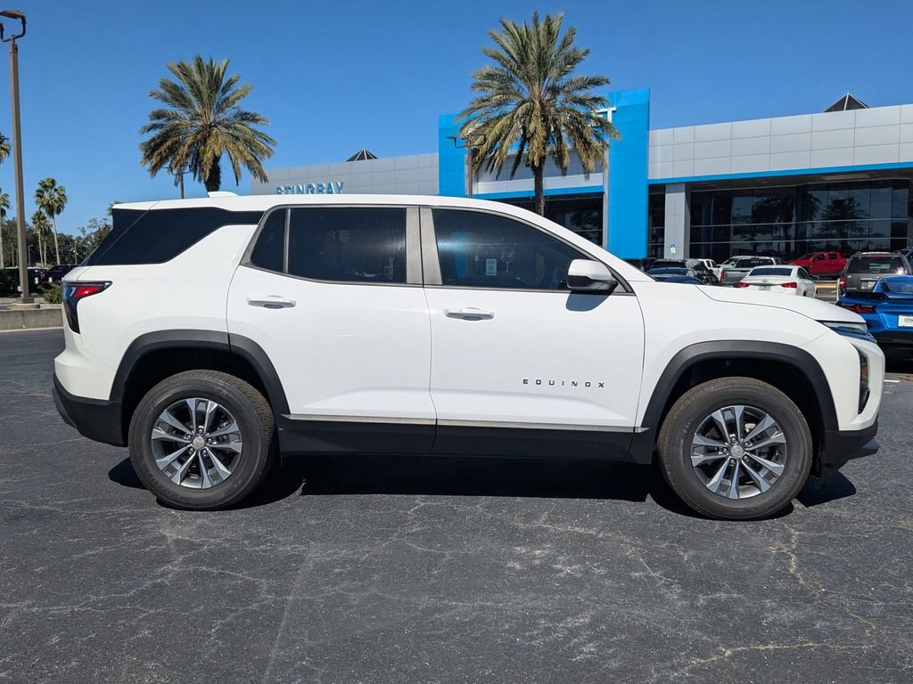 2026 Chevrolet Equinox LT photo 3