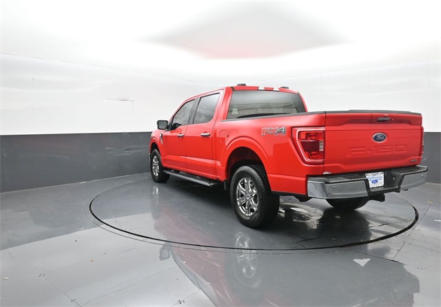 2021 Ford F-150 XLT photo 2