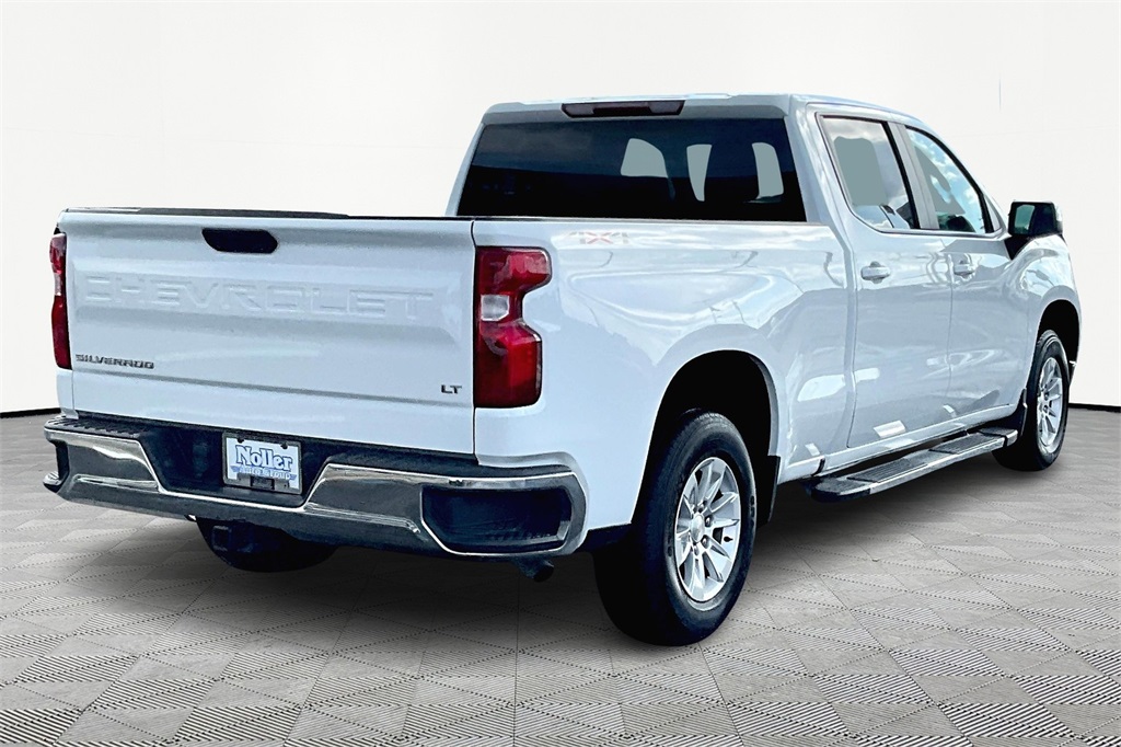 Used 2023 Chevrolet Silverado 1500 LT with VIN 1GCUDDED4PZ322929 for sale in Kansas City