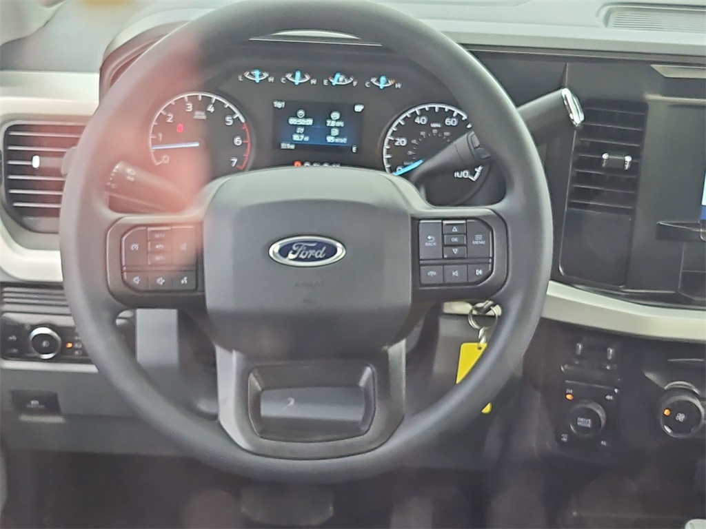 2025 Ford F-350 XLT photo 41