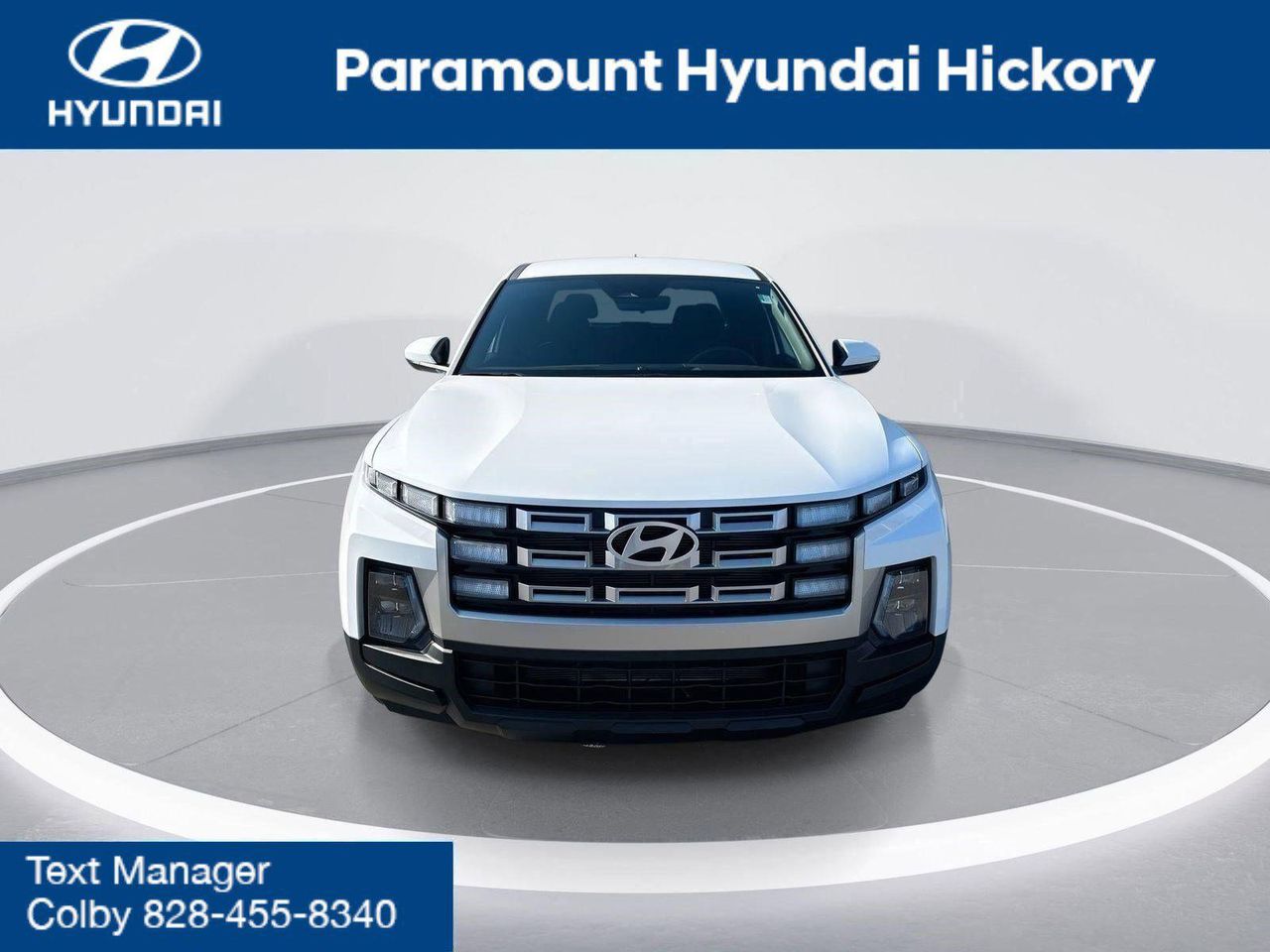 2025 Hyundai Santa Cruz SE photo 2