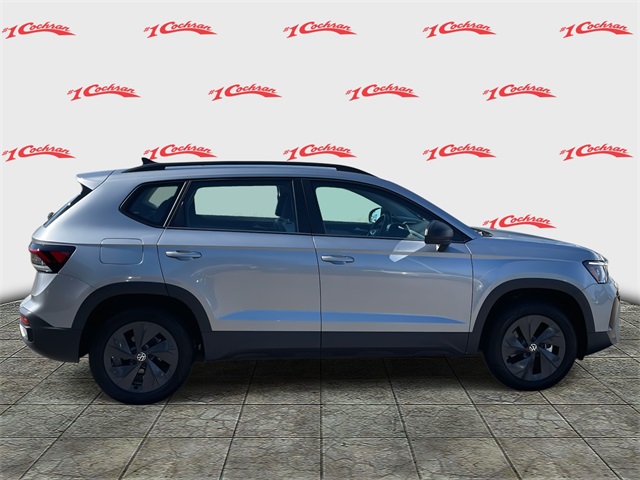2025 Volkswagen Taos S photo 2