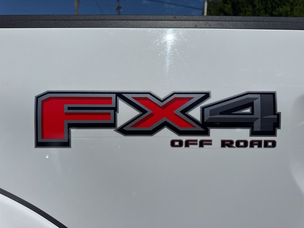 2022 Ford F-150 XLT photo 16