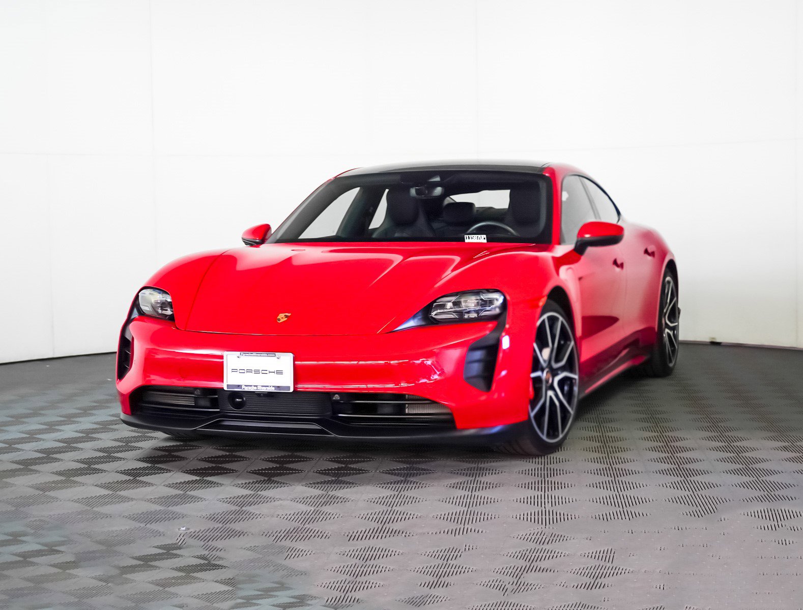 2024 Porsche Taycan S's photo