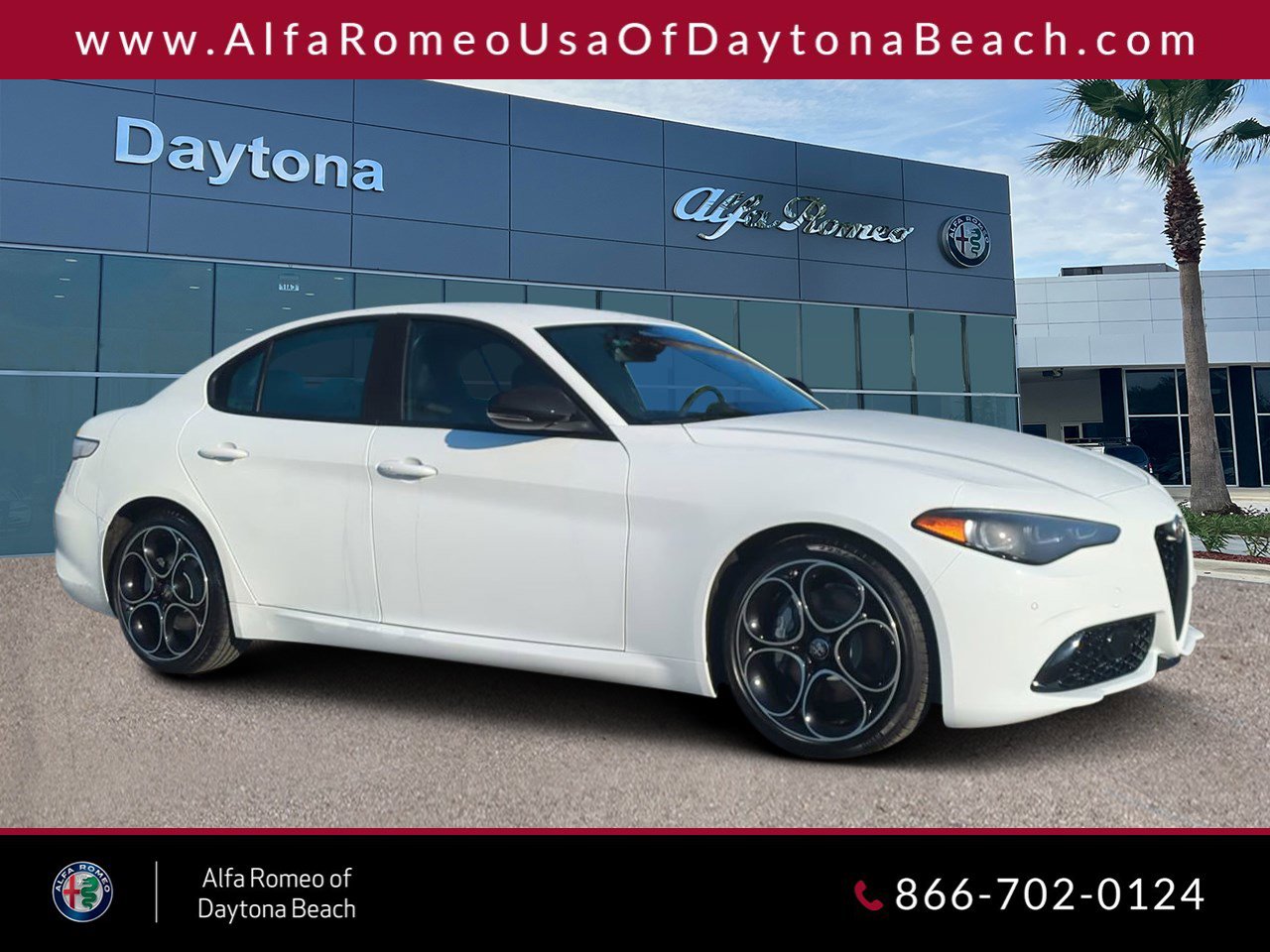 2025 Alfa Romeo Giulia Base's photo