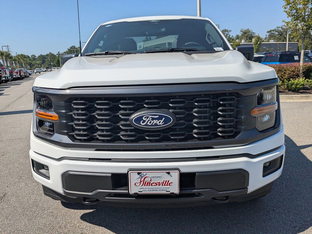 2025 Ford F-150 STX photo 9