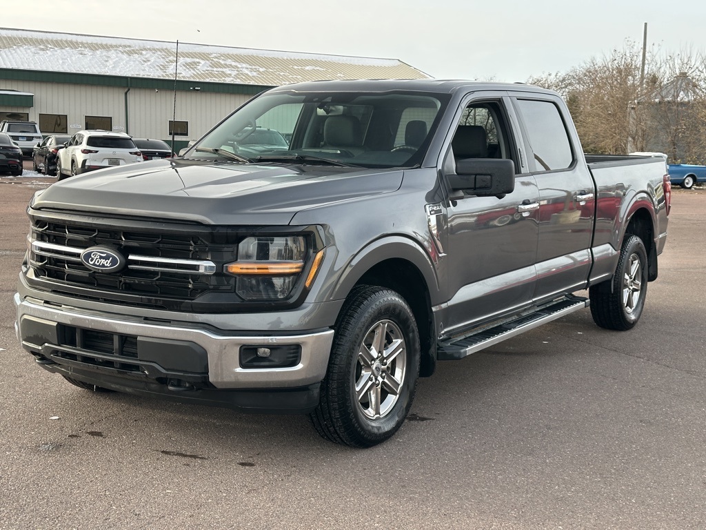 2024 Ford F-150 XLT photo 4