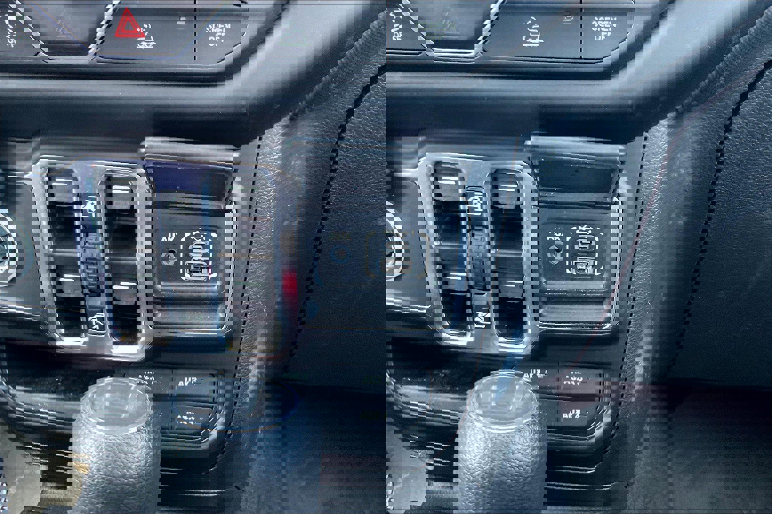 2023 Jeep Wrangler Base 4xe photo 29