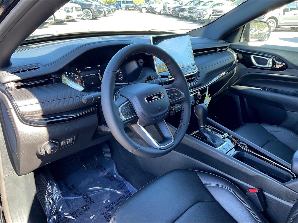 2026 Jeep Compass Limited Altitude photo 3