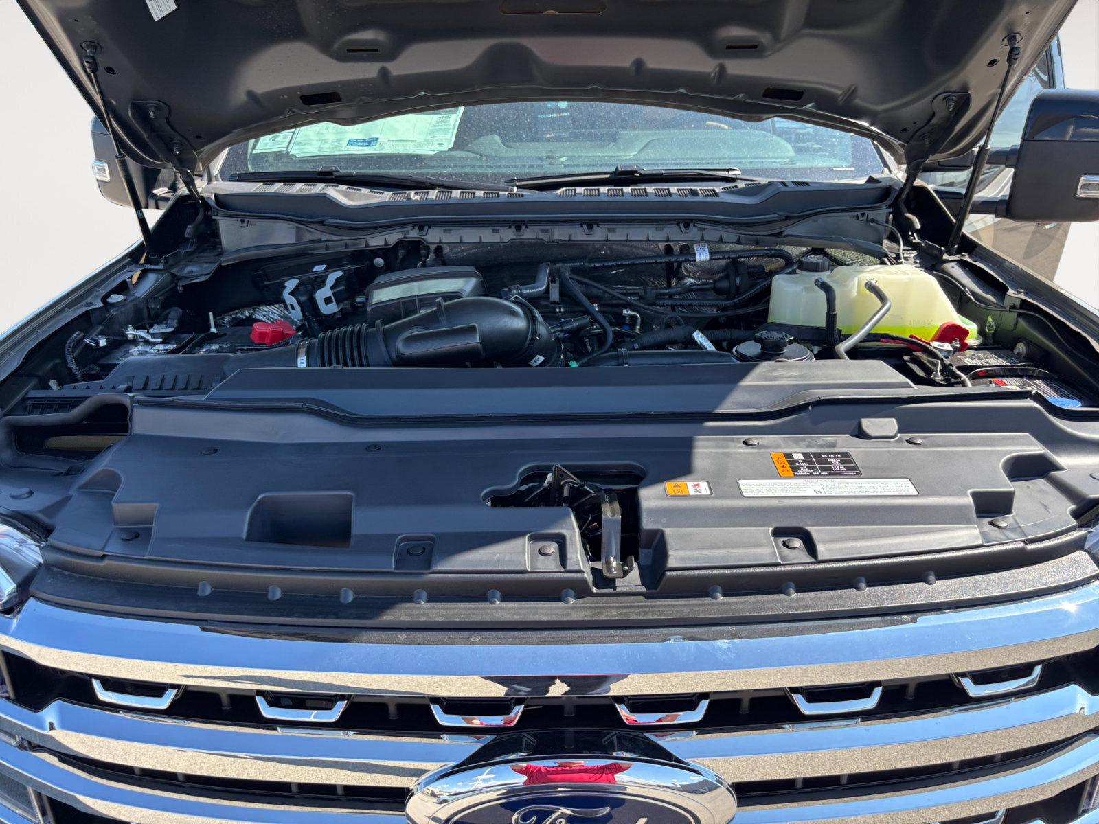 2026 Ford F-250 Lariat photo 18