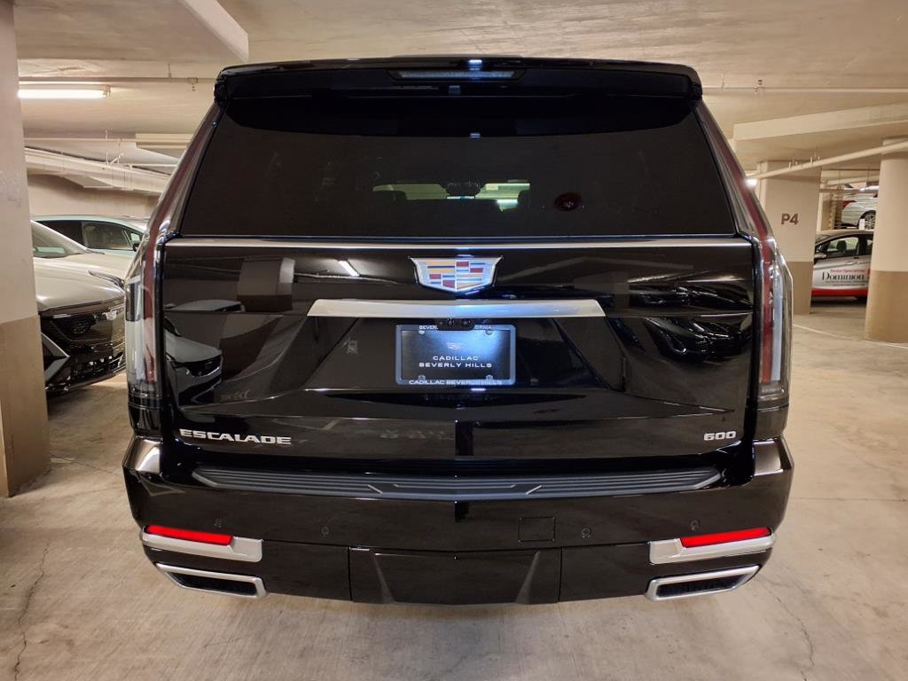 2025 Cadillac Escalade ESV Premium Luxury photo 5