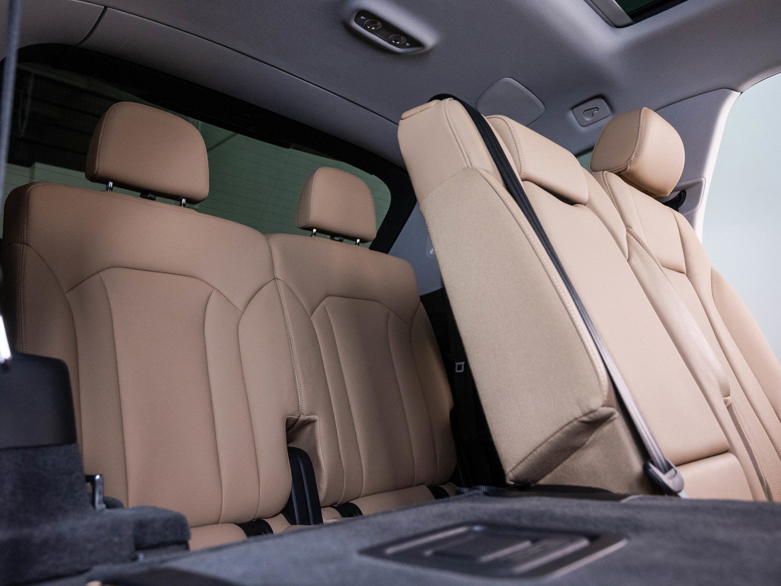 2021 Audi Q7 Premium Plus photo 11