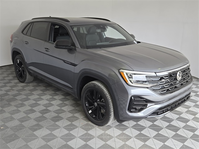 2025 Volkswagen Atlas Cross Sport SEL R-Line photo 2