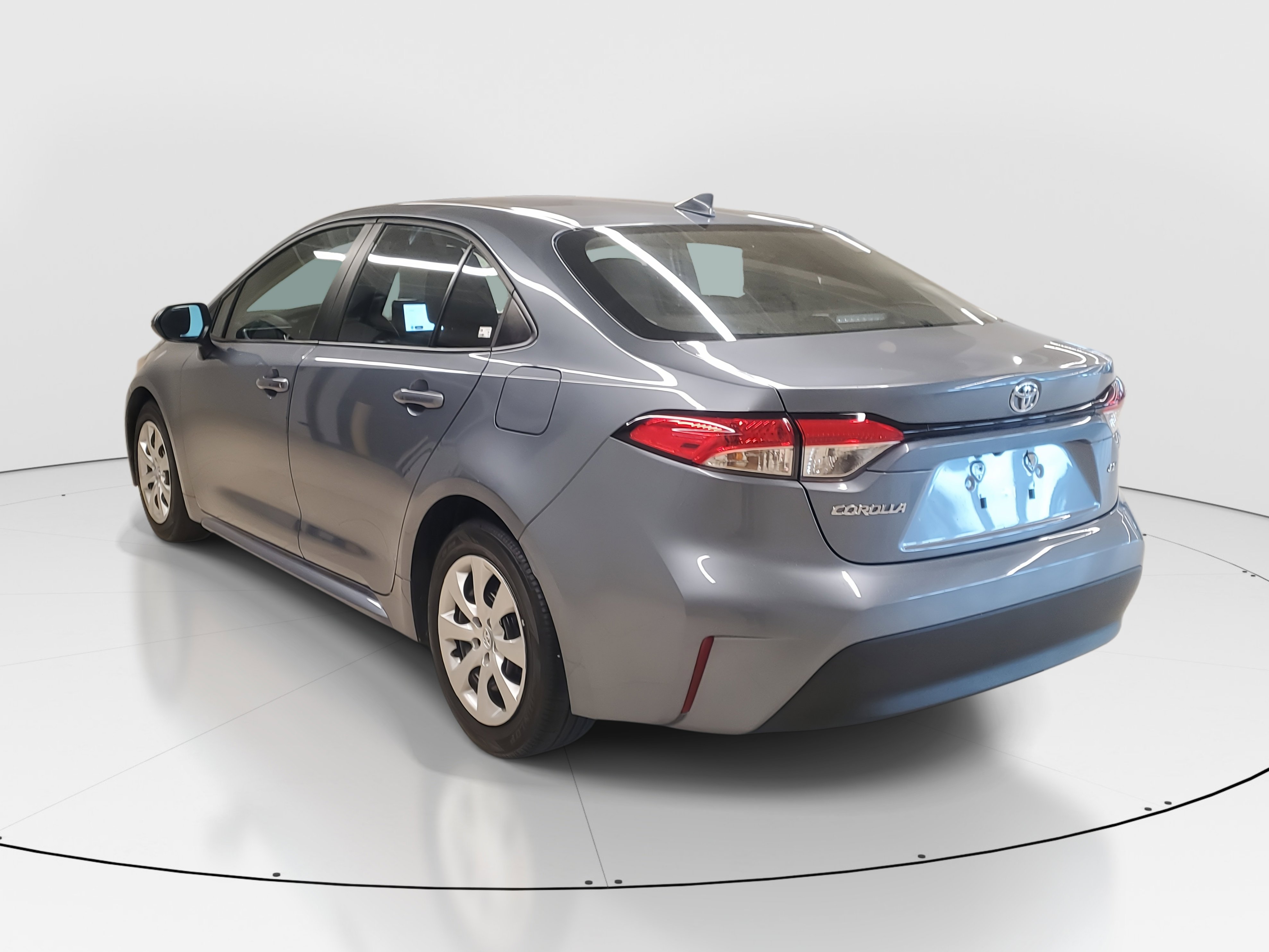 2024 Toyota Corolla LE photo 6