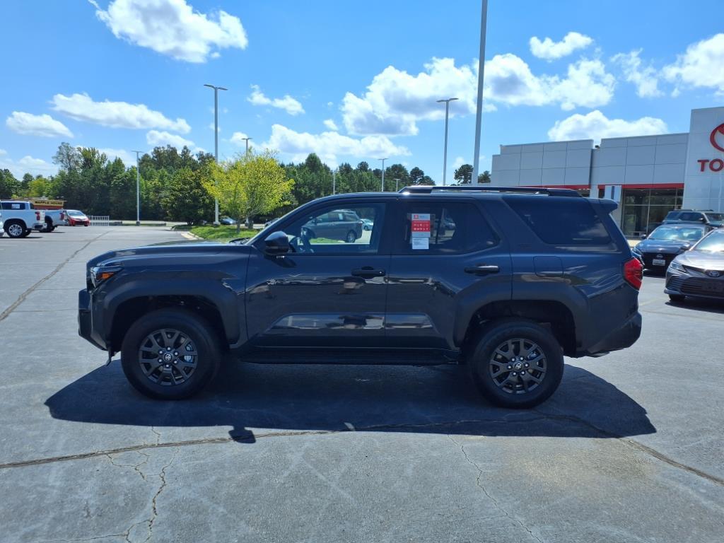 2025 Toyota 4Runner SR5 photo 2