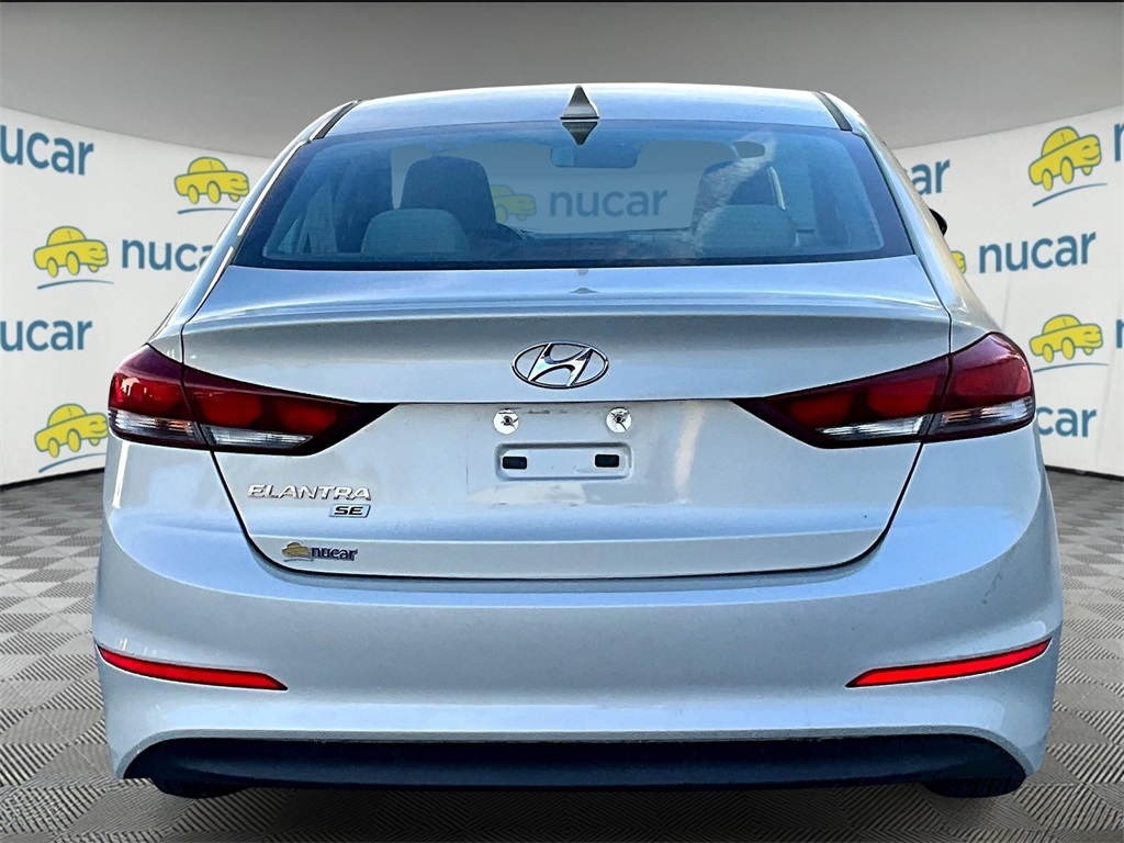2017 Hyundai Elantra SE photo 5
