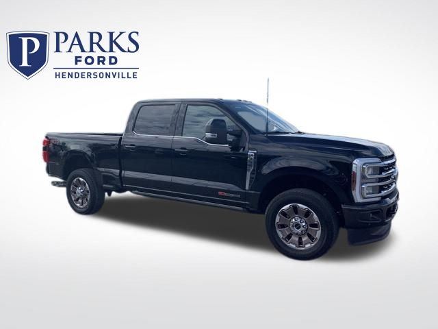 2025 Ford F-350 Super Duty King Ranch's photo