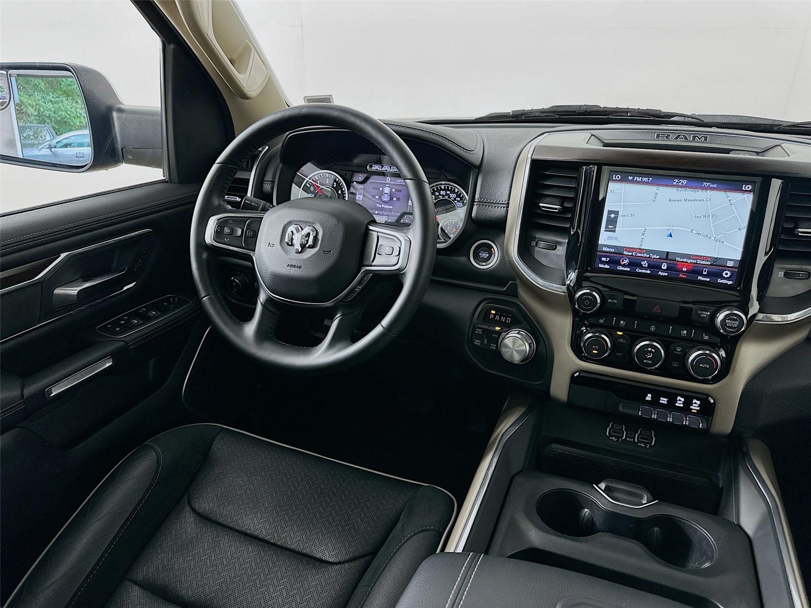 2021 Ram 1500 Laramie photo 24