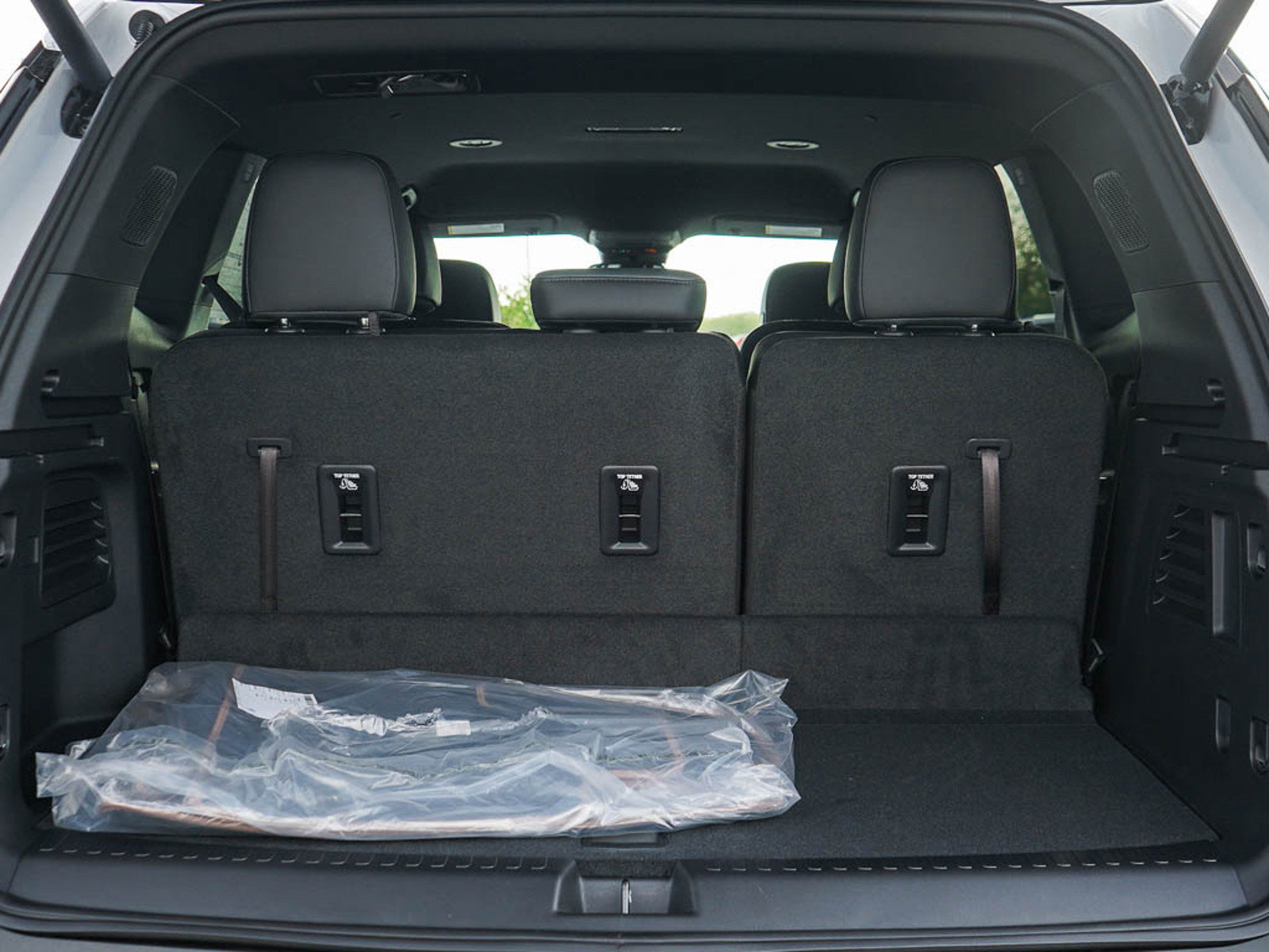 2025 Gmc Acadia AT4 photo 7