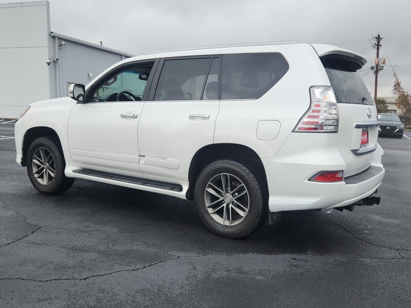 2018 Lexus GX 460 photo 4