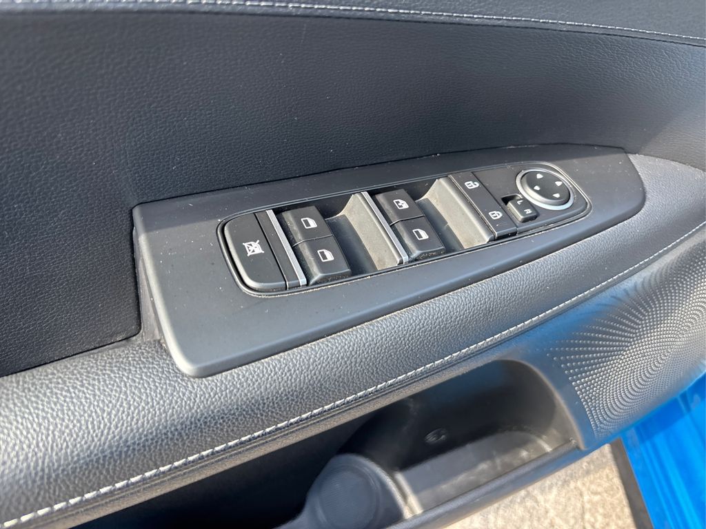 2024 Kia Forte GT-Line photo 29