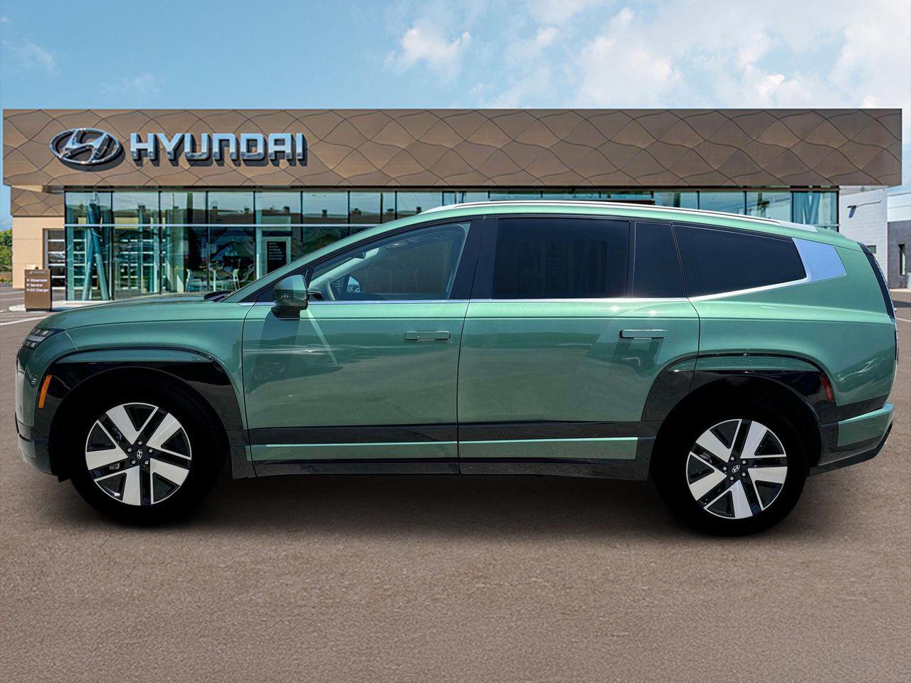 2026 Hyundai Ioniq SEL photo 3