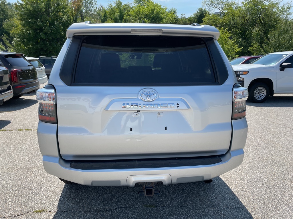 2022 Toyota 4Runner SR5 Premium photo 5