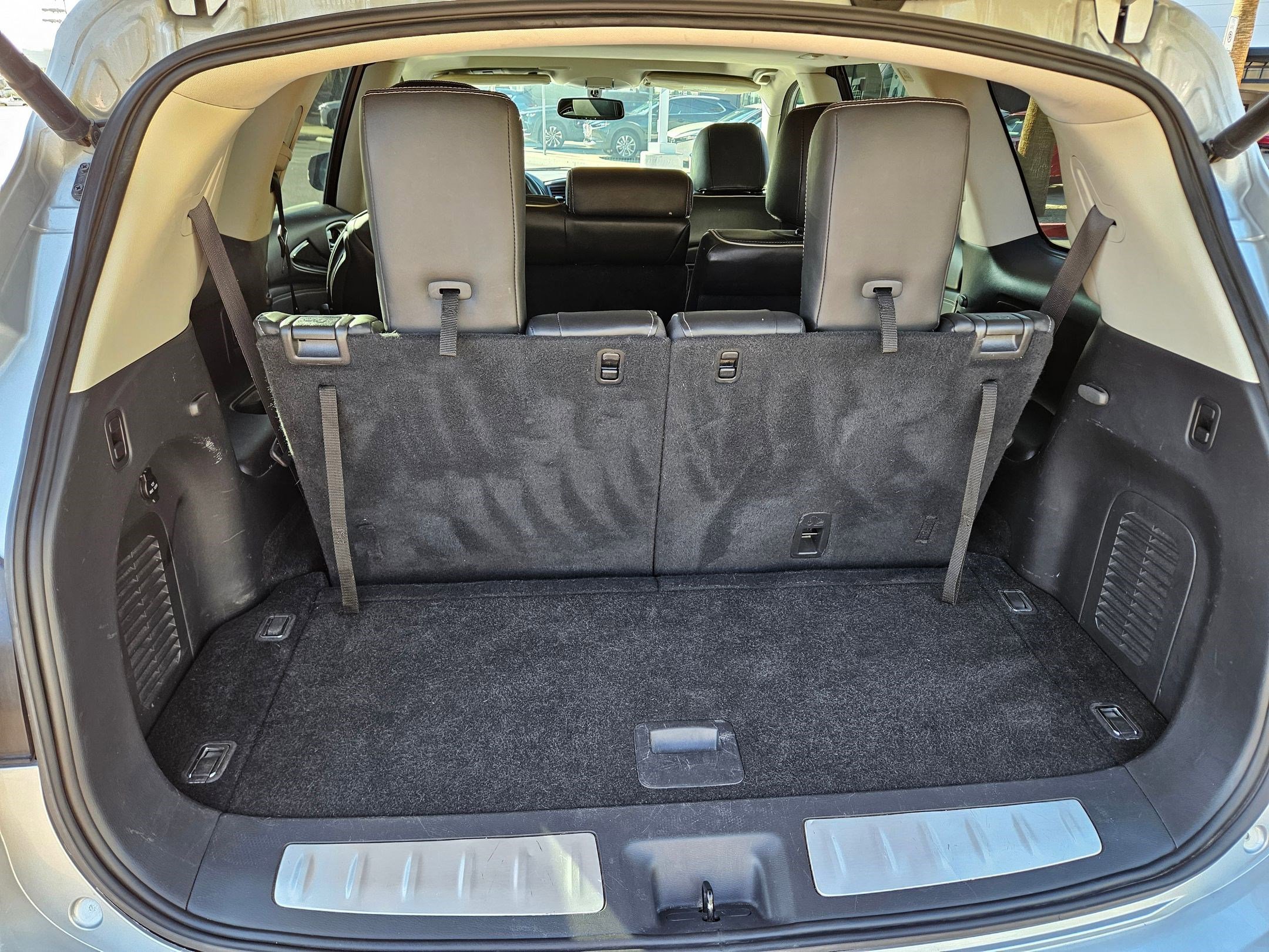 2017 Infiniti QX60 Base photo 19