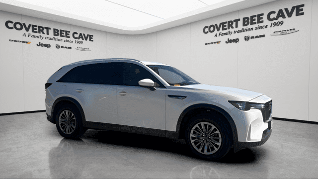 2024 Mazda CX-90 Preferred Package's photo
