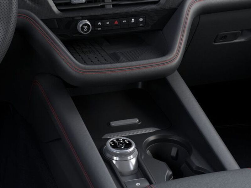 2025 Ford Explorer ST photo 12