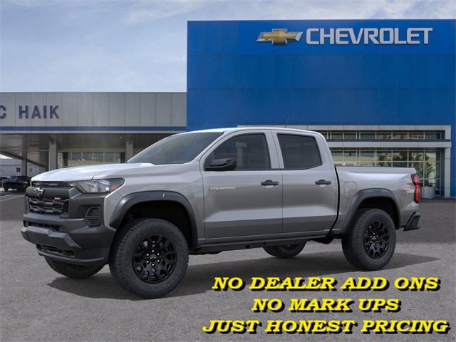 2026 Chevrolet Colorado Trail Boss photo 2