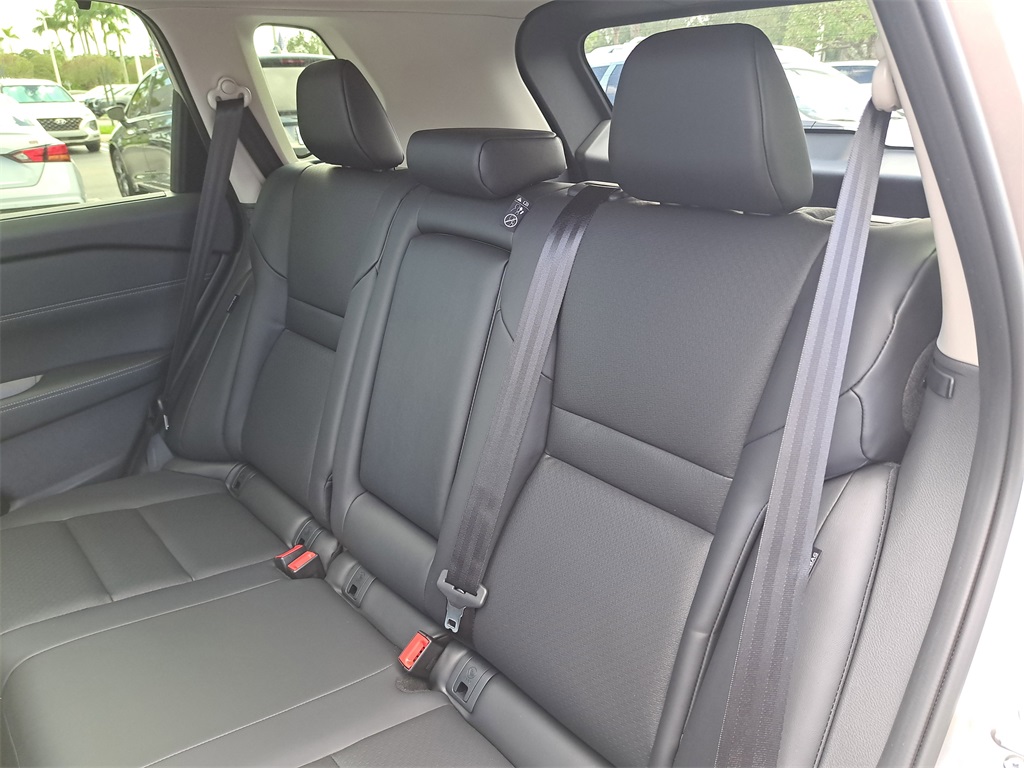 2026 Nissan Rogue SV photo 13