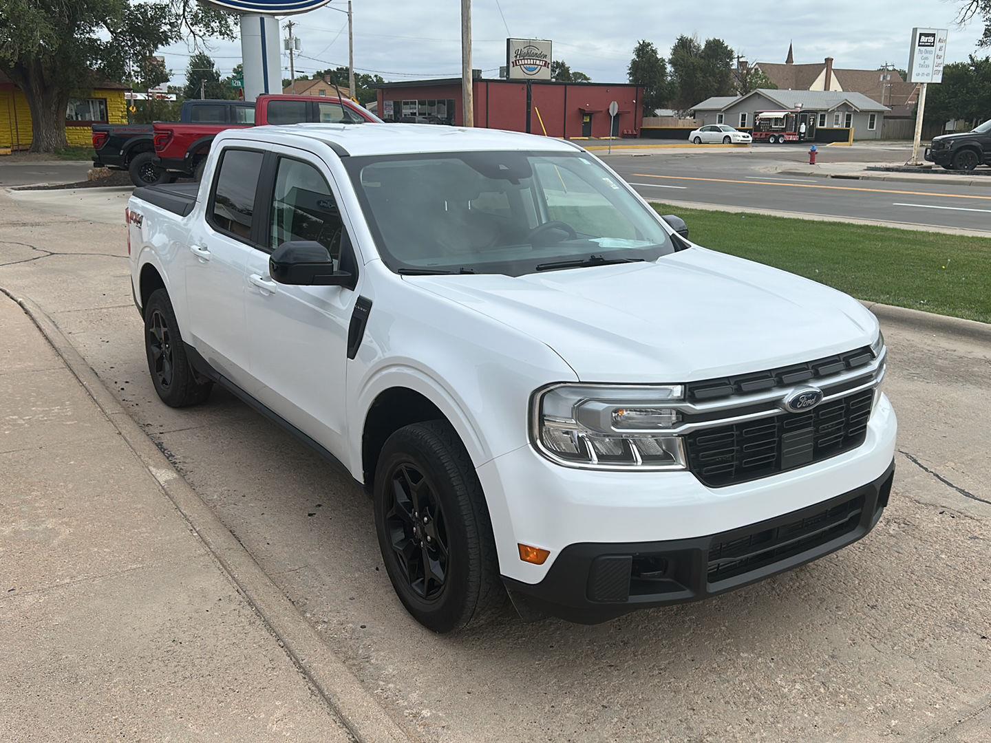 2024 Ford Maverick Lariat photo 3