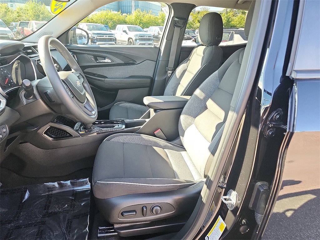 2021 Chevrolet Trailblazer LT photo 12