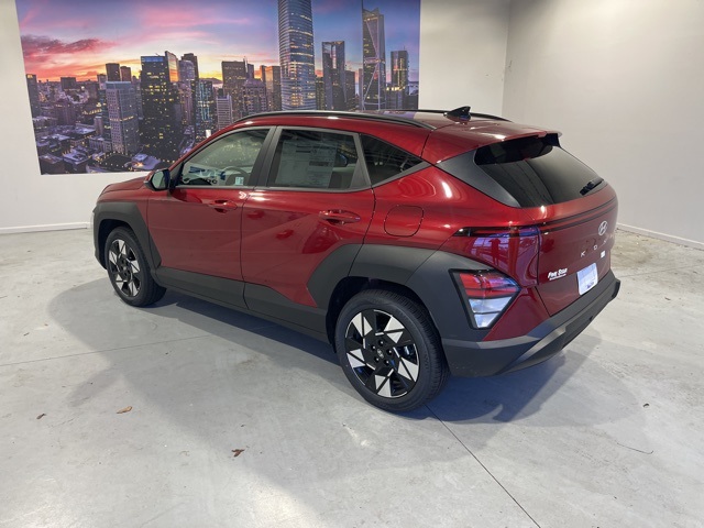 2025 Hyundai Kona SEL photo 2