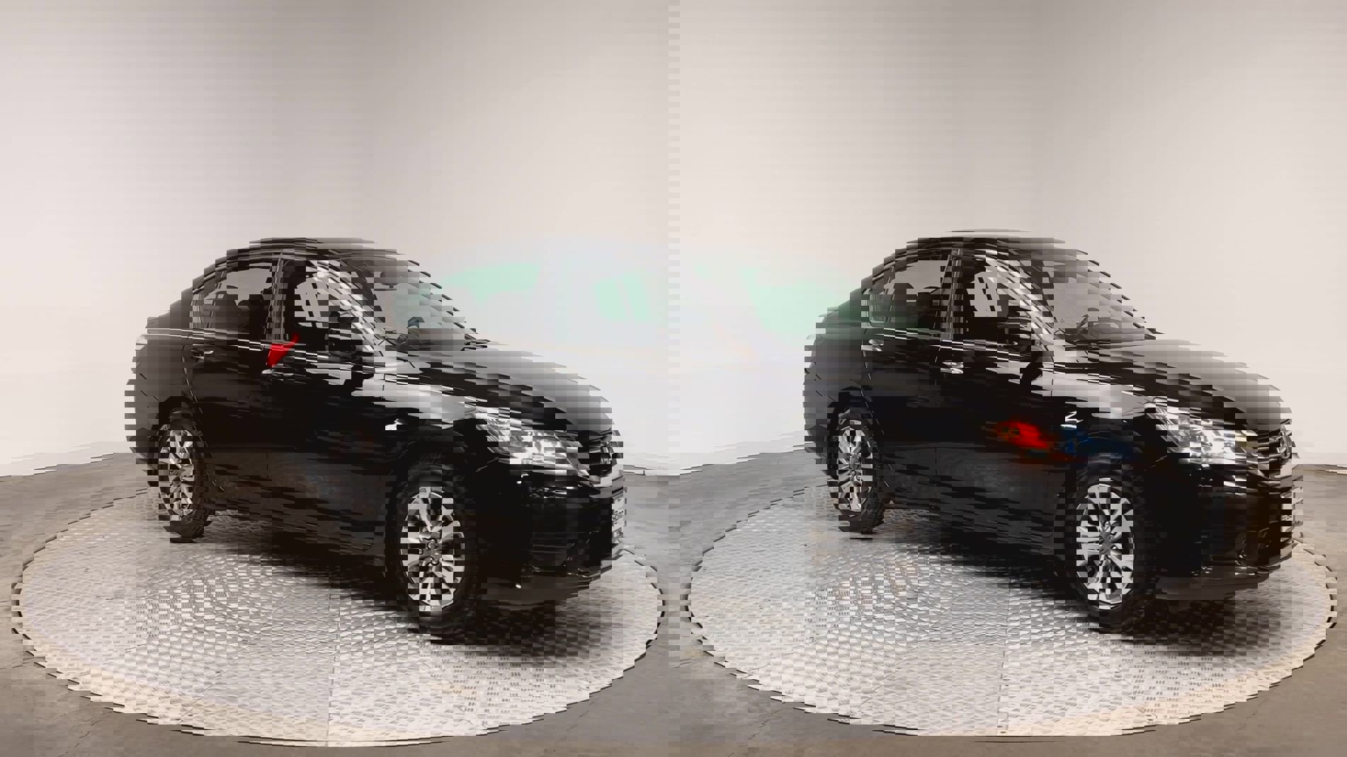 Used 2014 Honda Accord LX with VIN 1HGCR2F3XEA083505 for sale in Highlands Ranch, CO