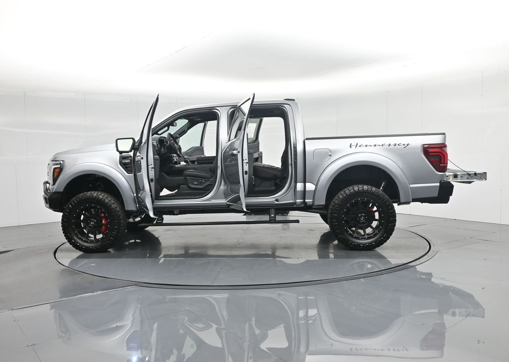 2025 Ford F-150 Lariat photo 39