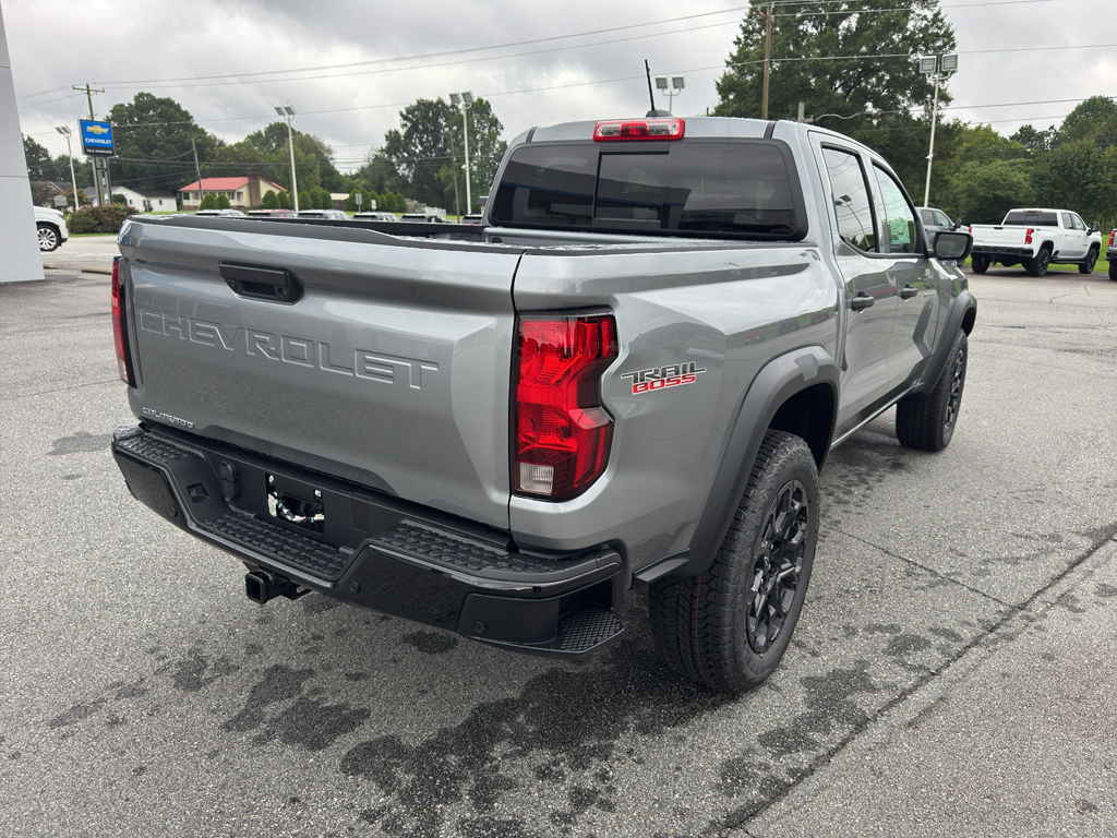 2026 Chevrolet Colorado Trail Boss photo 3