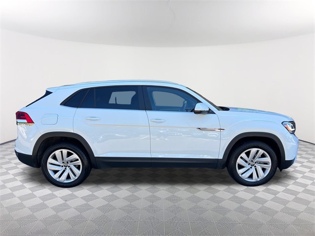 2023 Volkswagen Atlas Cross Sport SE Technology photo 4
