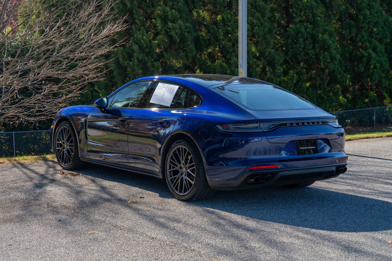 2023 Porsche Panamera 4 Platinum photo 3