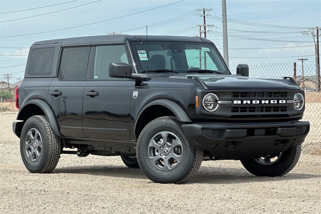 2025 Ford Bronco Big Bend photo 2