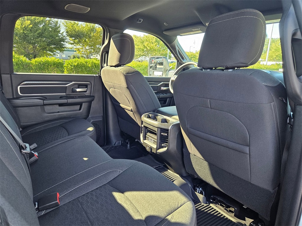 2026 Ram 2500 Big Horn photo 31