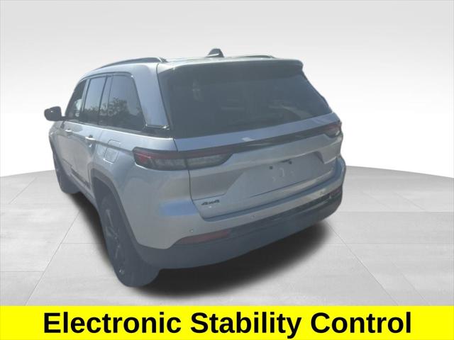 2025 Jeep Grand Cherokee Altitude X photo 5