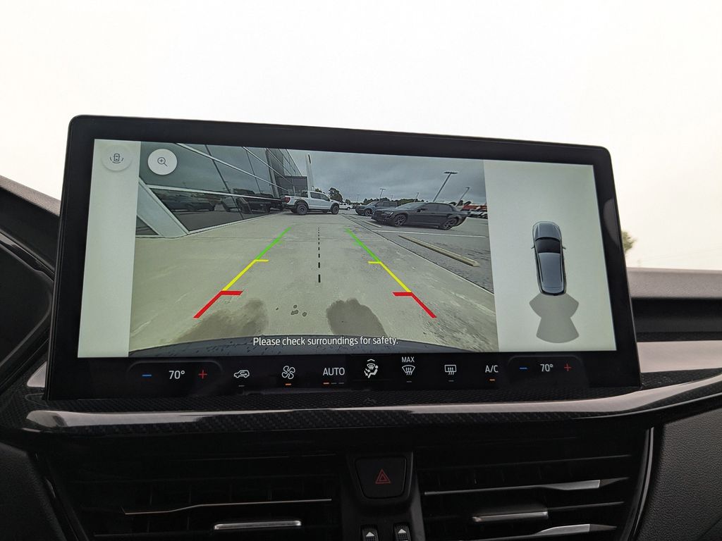 2025 Ford Escape Hybrid ST-Line photo 18