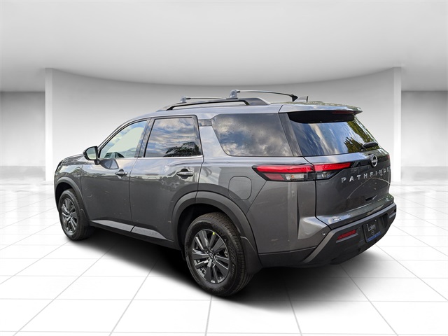 2025 Nissan Pathfinder SV photo 3