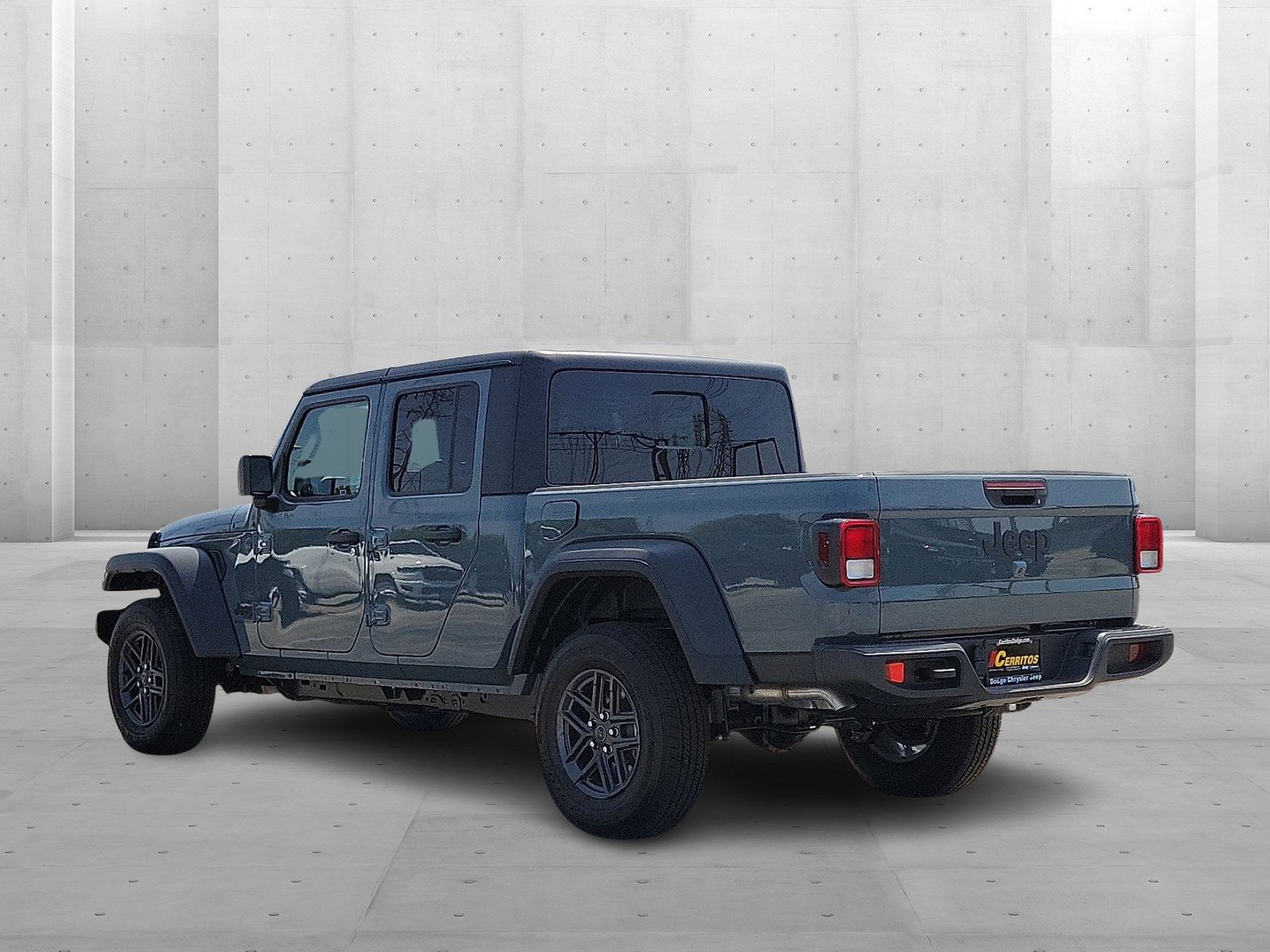 2025 Jeep Gladiator Sport S photo 2